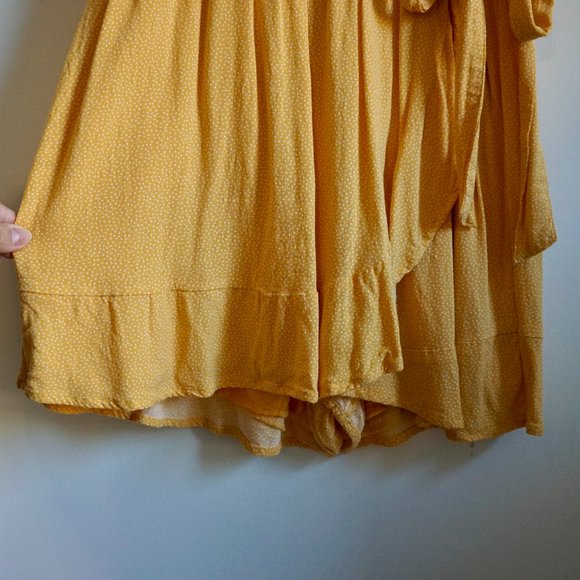 Abercrombie and Fitch Yellow Polka Dot Romper Size M - Picture 7 of 10